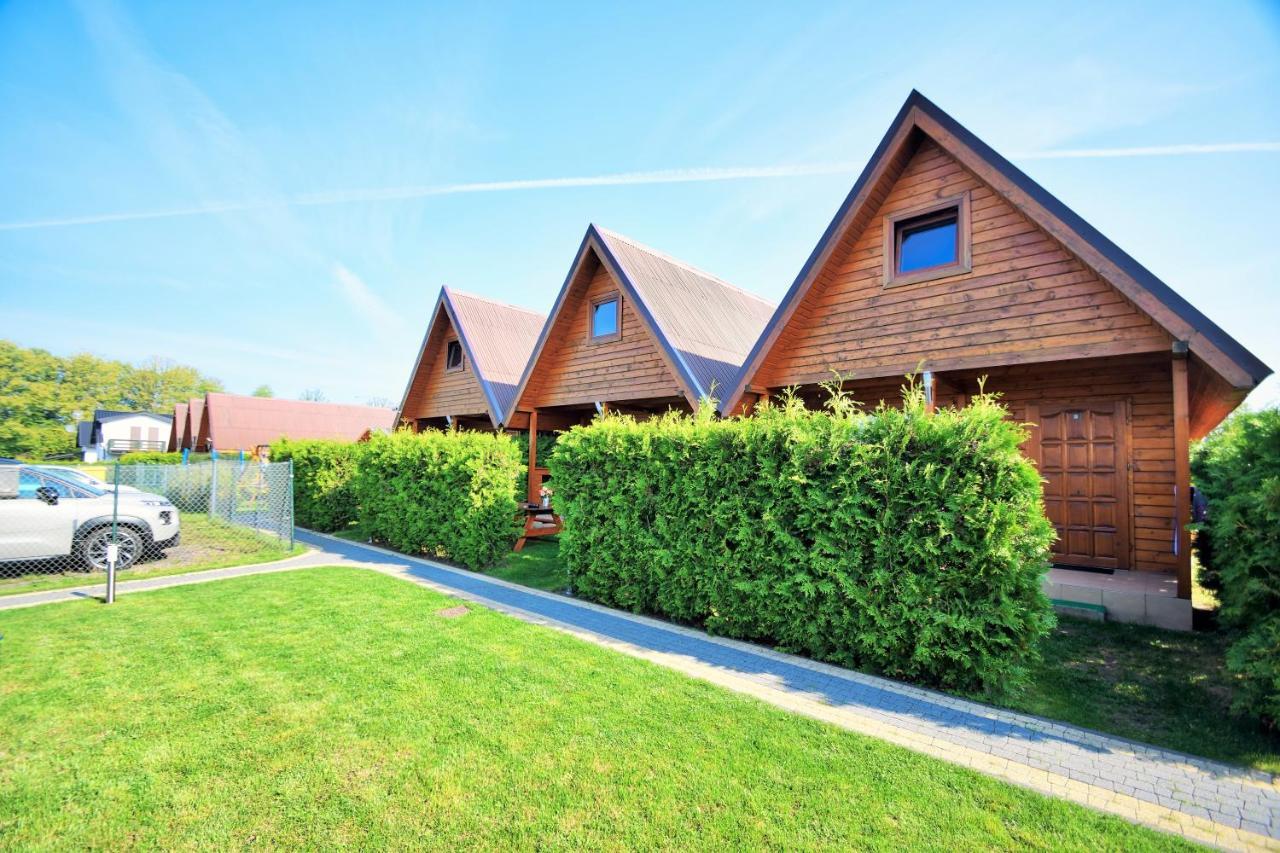 Radison Houses With A Garden- 800M To The Sea Domki Z Ogrodkiem Radison Domki 800M Do Plazy ミエルノ エクステリア 写真